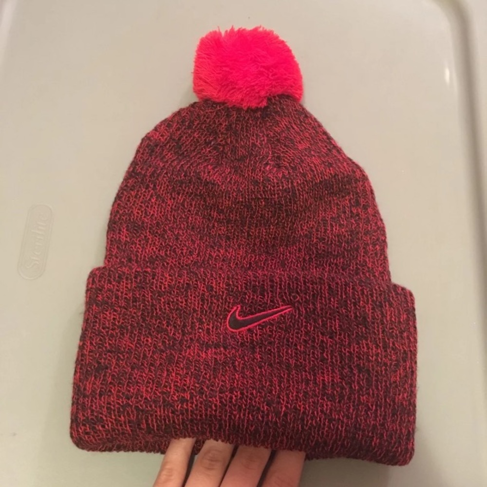 Nike Beanie *Never worm*